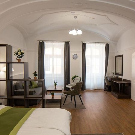 Mecset Apartman Eger Eksteriør billede