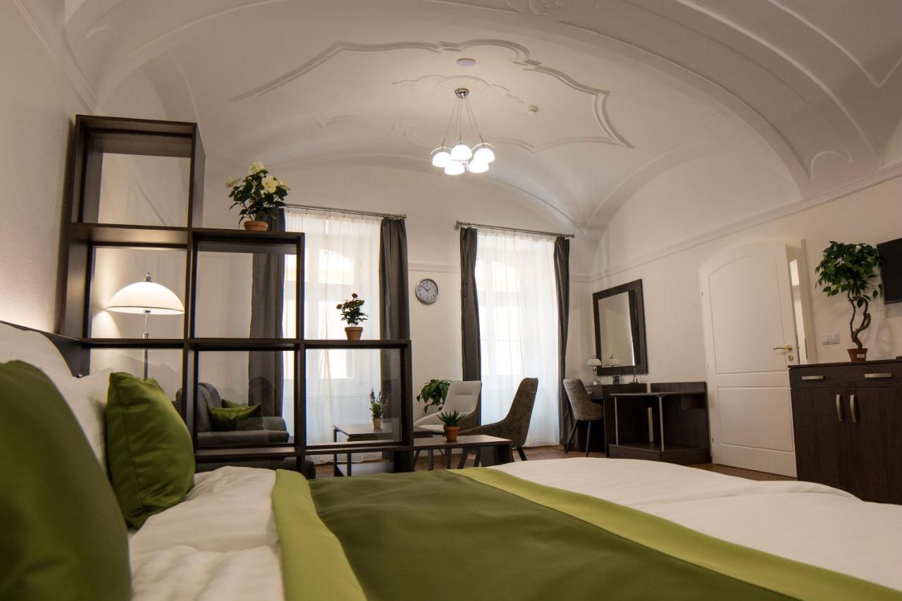Mecset Apartman Eger Eksteriør billede